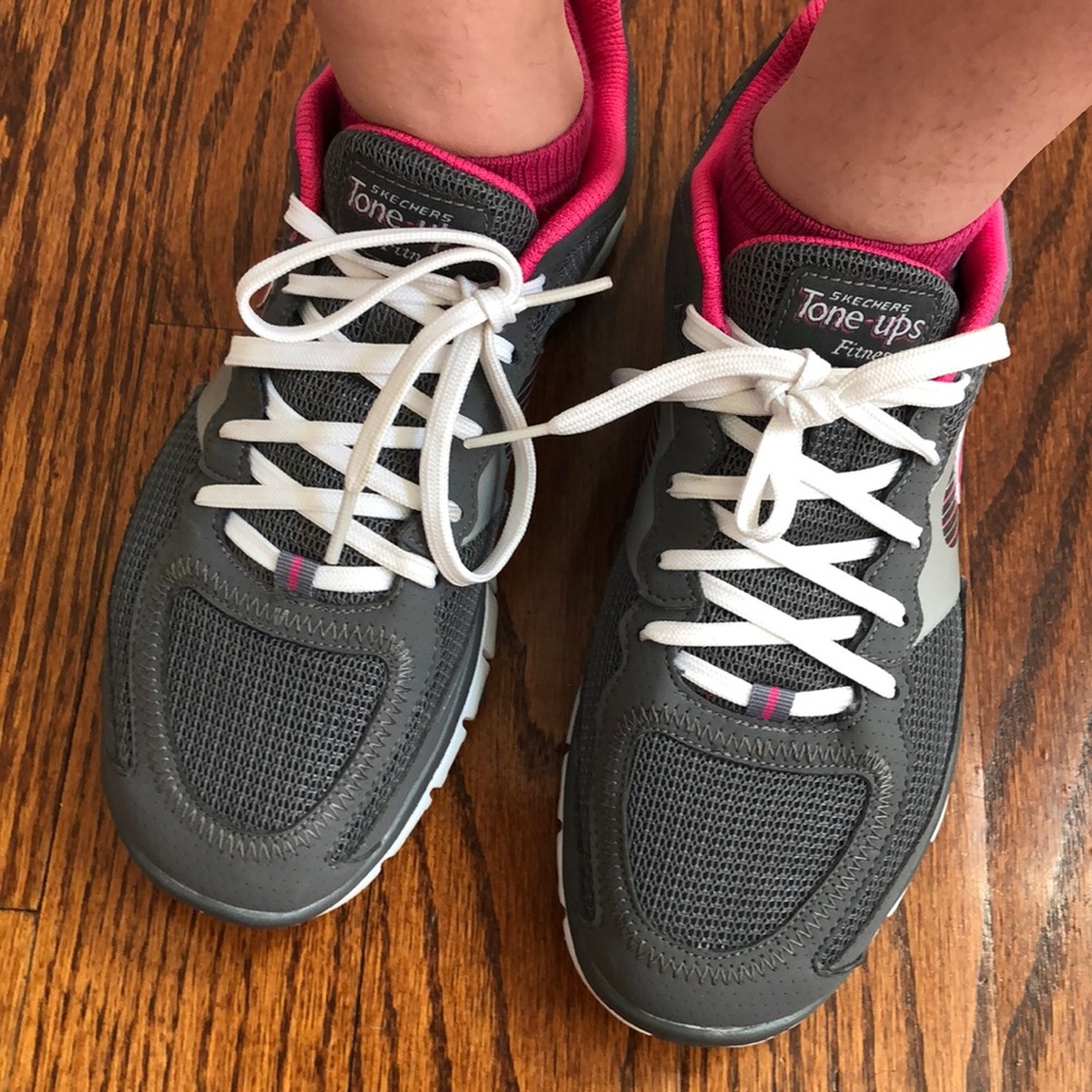 Sketchers Tone-ups sneakers size 9.5
